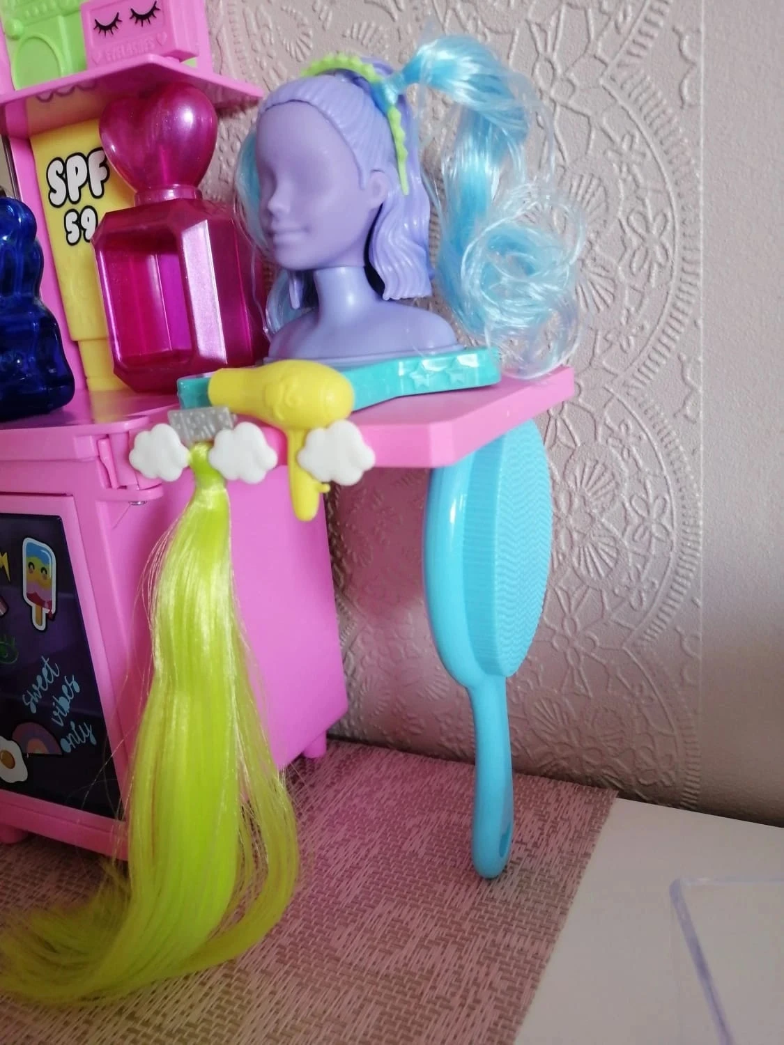 Barbie Extra: Peluquería con algunos accesorios – photo 8